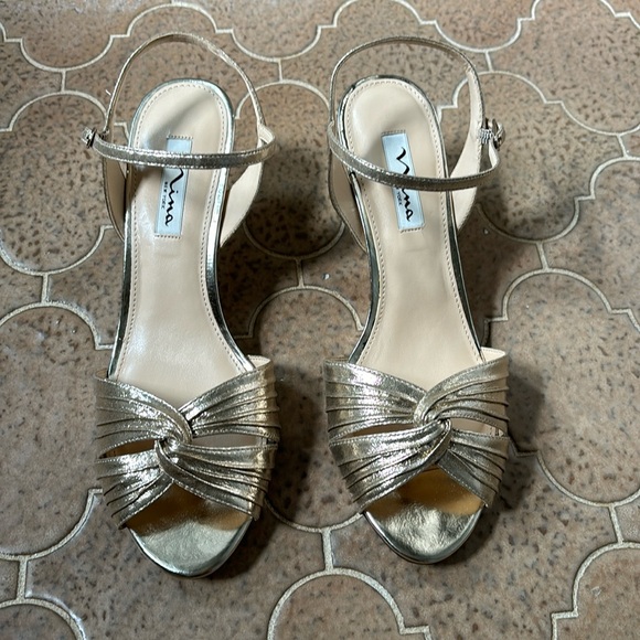 Nina heels - Picture 1 of 10